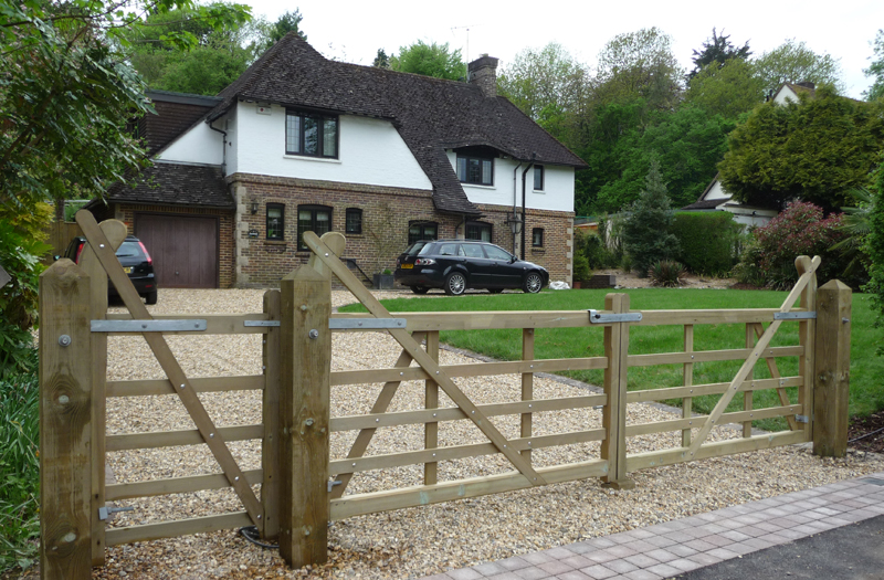 gates 01